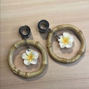 00g Bamboo Hoop Plugs Tunnel Earrings